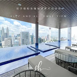 The Luxe Klcc View Sky Pool Appartement
