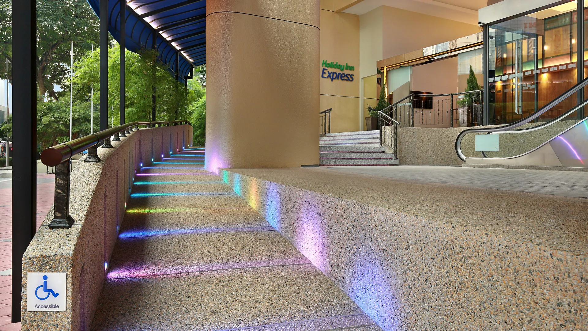 Holiday Inn Express Kuala Lumpur City Centre By Ihg Hotel