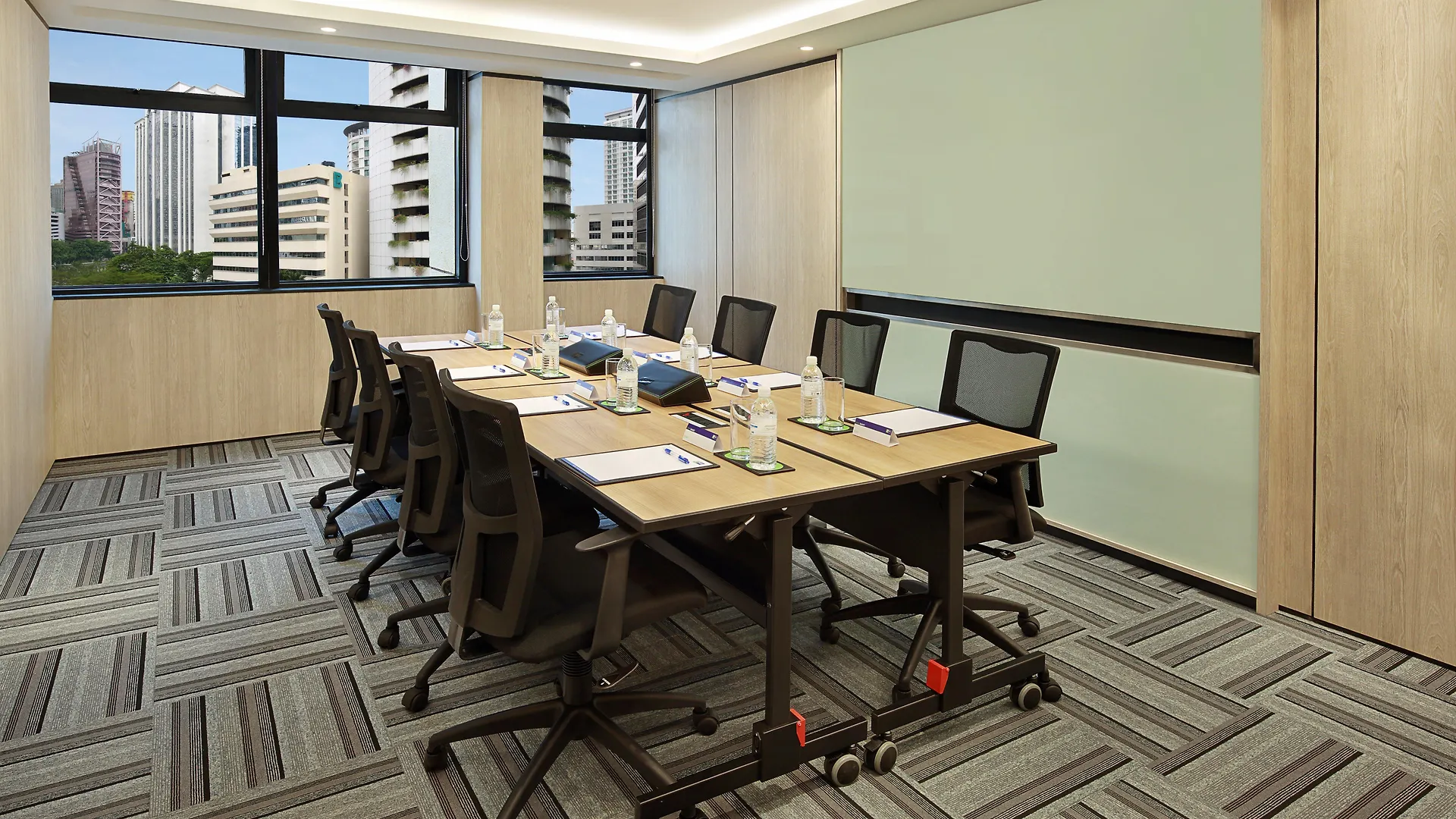 Hotel Holiday Inn Express Kuala Lumpur City Centre By Ihg