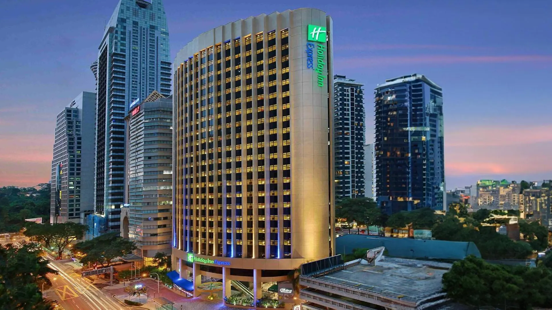 Holiday Inn Express Kuala Lumpur City Centre By Ihg 3*,